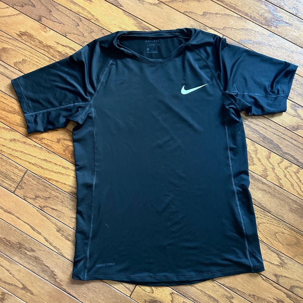 Nike pro Dri slim fit shirt